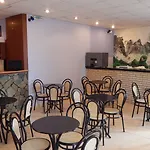 Aparthotel Petania & 3*