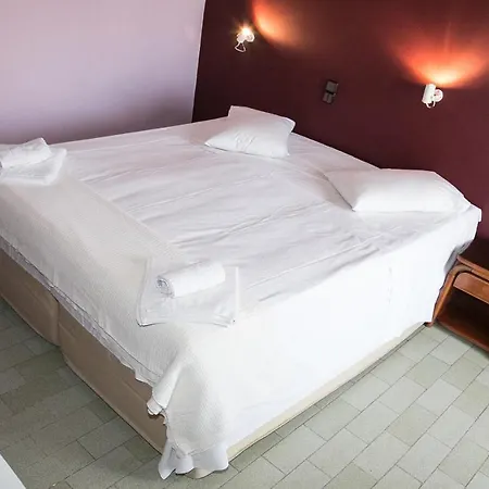 Appart hôtel Petania &