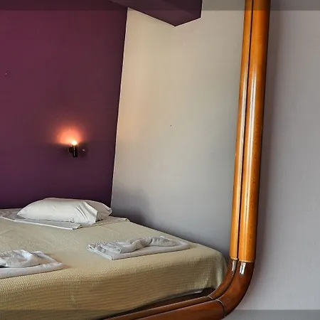 Appart hôtel Petania & 3*