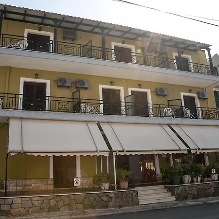 Апарт-отель Petania & 3*