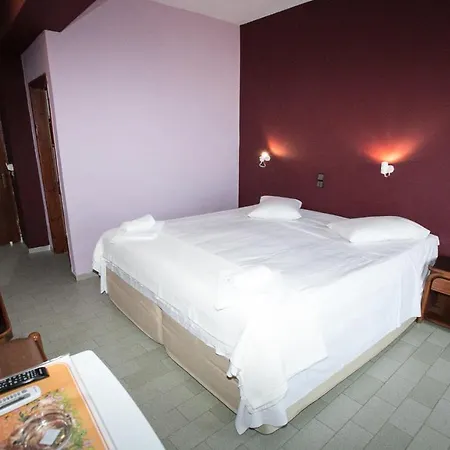 Petania & 3* Ликсури