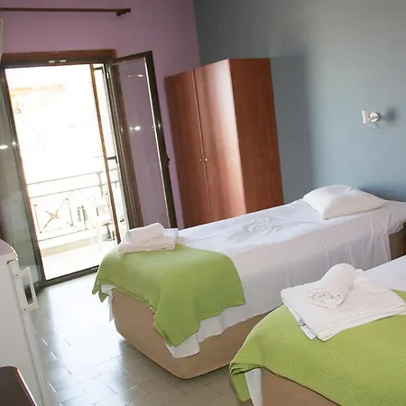 Petania & Ликсури