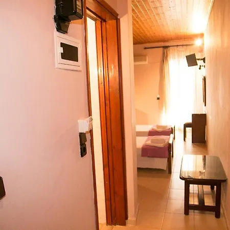 Апарт-отель Petania & 3*